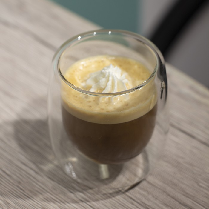Espresso con panna